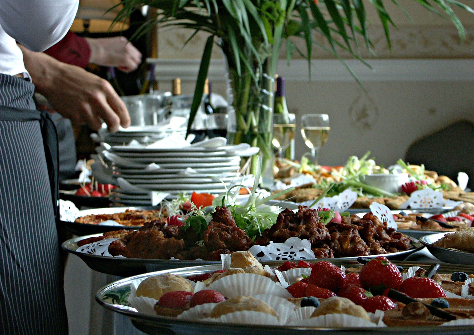 restaurant-celebration-dish-meal-food-diner
