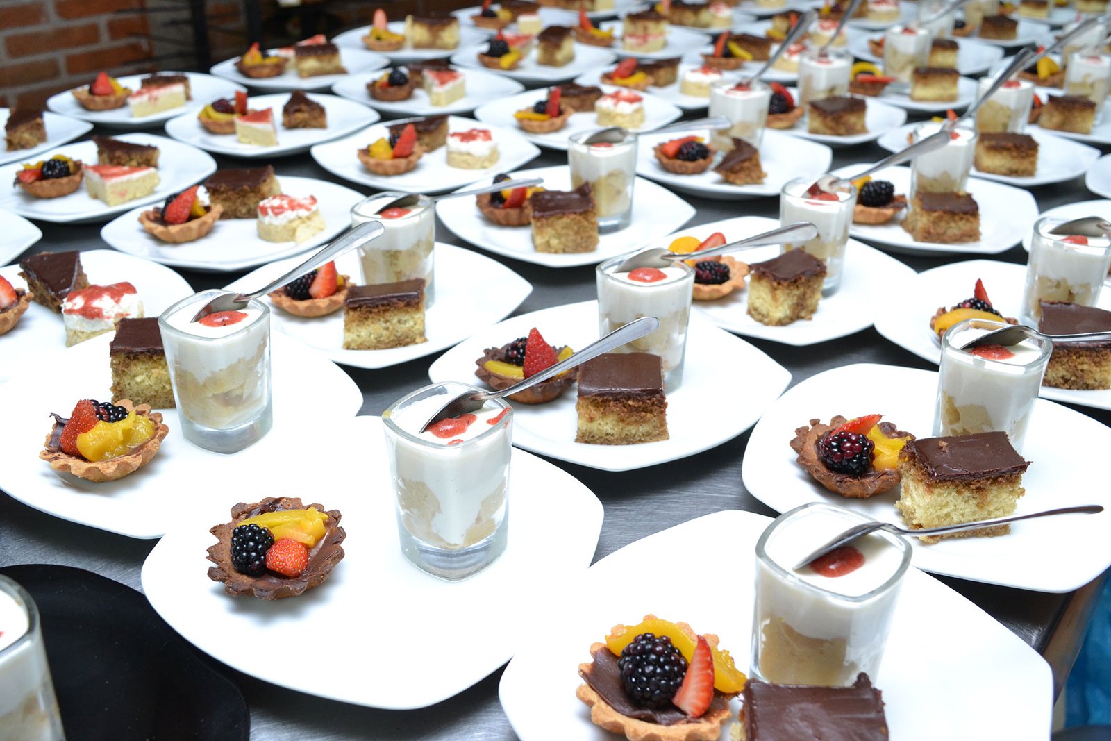 sunset-restaurant-social-dish-meal-food